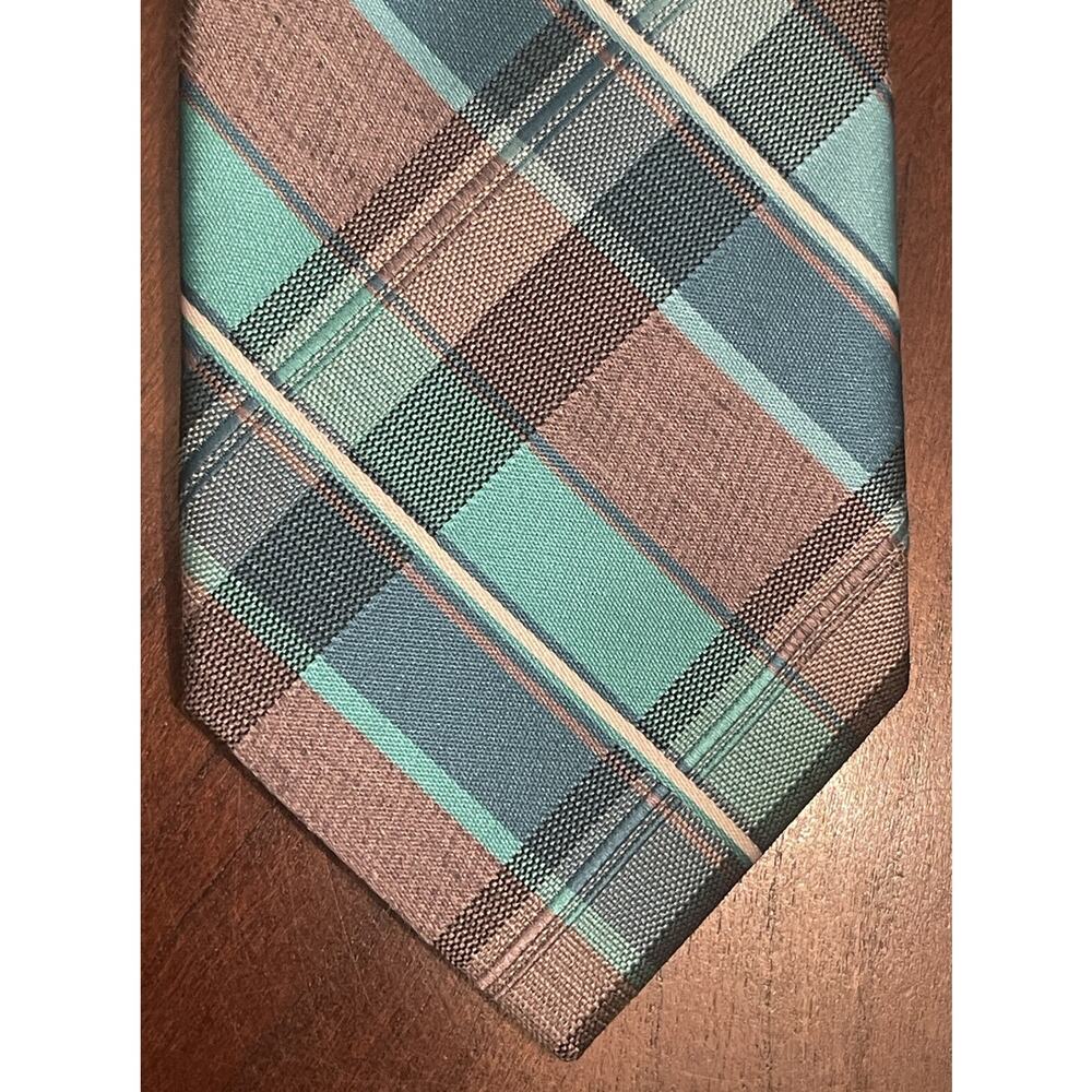 Van Heusen Green Gray 90% Polyester 10% Viscose Men’s Neck Tie Made In China